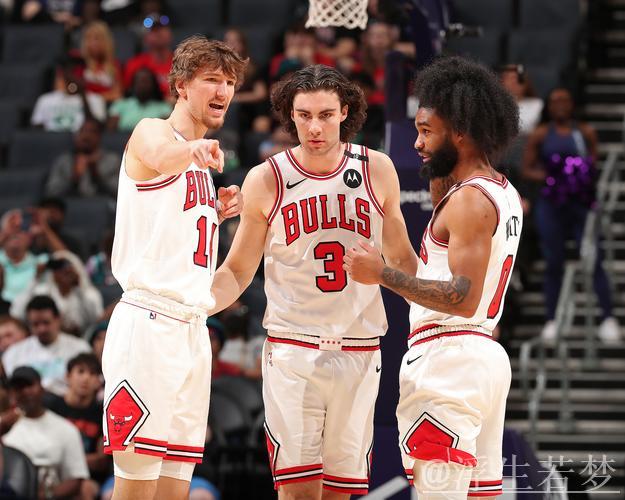 公牛惊险战胜黄蜂 止住连败颓势 公牛惊险战胜黄蜂 止住连败颓势